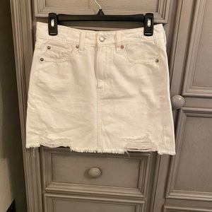 American eagle white, denim skirt